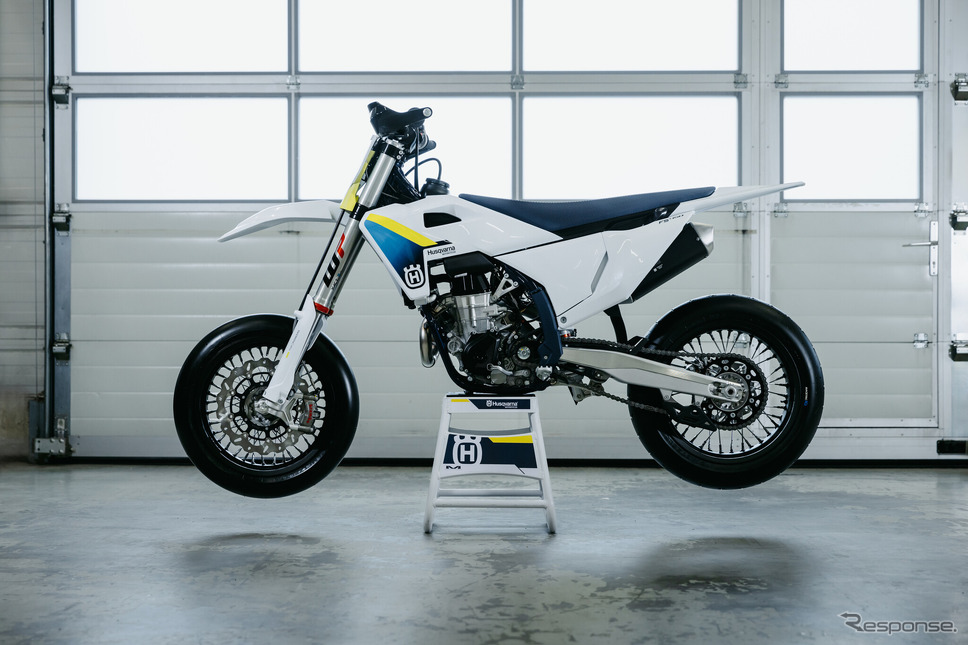 ハスクバーナFS 450 2025《画像提供 ハスクバーナ・モーターサイクルズ》