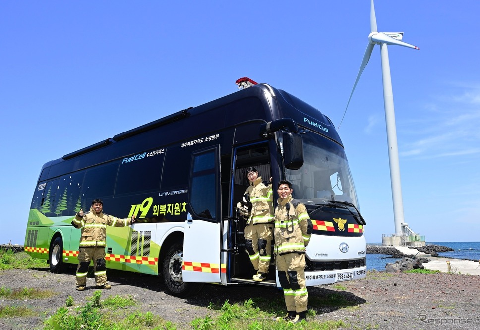 ヒョンデが韓国消防庁に水素燃料電池バスを寄贈《photo by Hyundai》