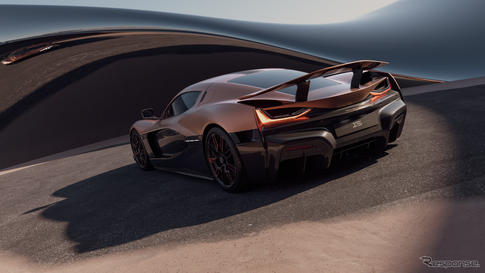 リマック・ネヴェーラ の創業15周年記念モデル《photo by Rimac》