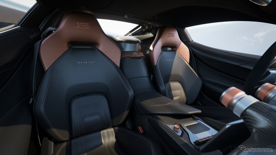 リマック・ネヴェーラ の創業15周年記念モデル《photo by Rimac》