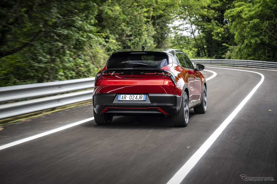 アルファロメオ ジュニア・ヴェローチェ《photo by Alfa Romeo》