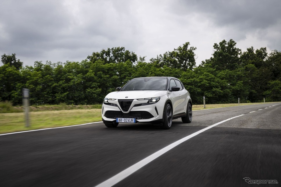 アルファロメオ ジュニア・ヴェローチェ《photo by Alfa Romeo》