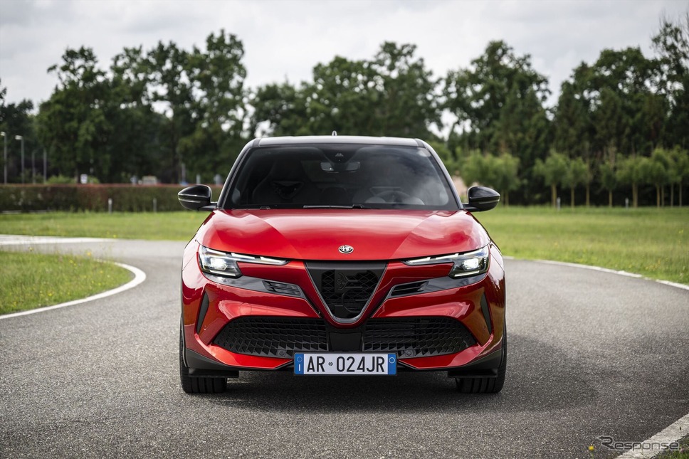 アルファロメオ ジュニア・ヴェローチェ《photo by Alfa Romeo》