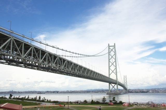 明石大橋《写真提供 写真AC》