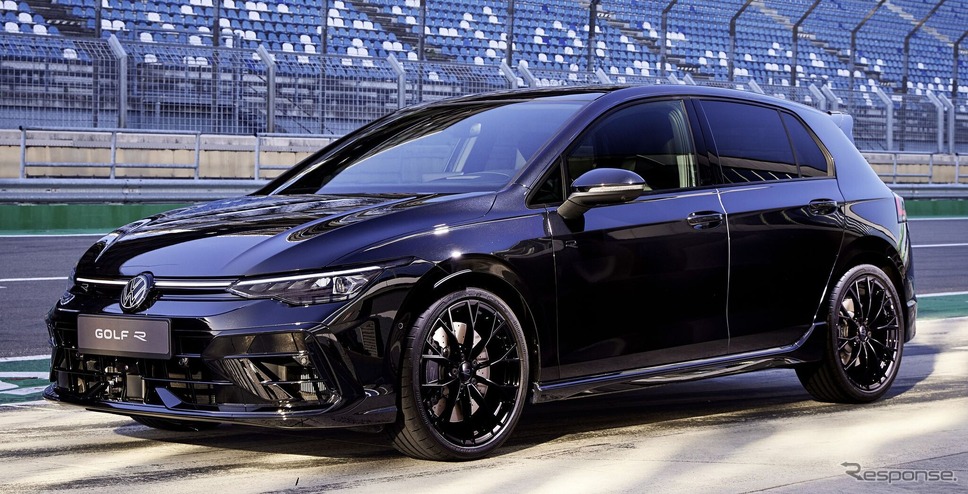 フォルクスワーゲン・ゴルフR改良新型の「ブラックエディション」《photo by VW》