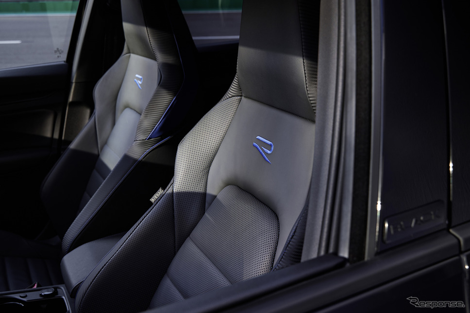 フォルクスワーゲン・ゴルフR改良新型の「ブラックエディション」《photo by VW》