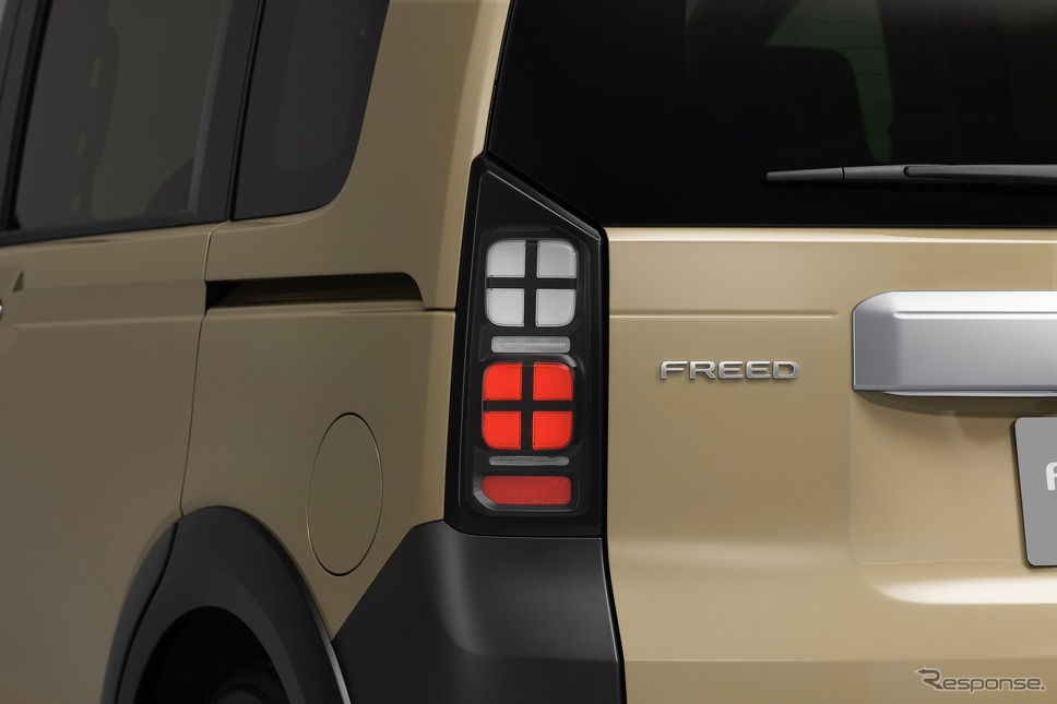 ホンダ・フリード CROSSTAR リアコンビランプ《写真提供 ホンダ》