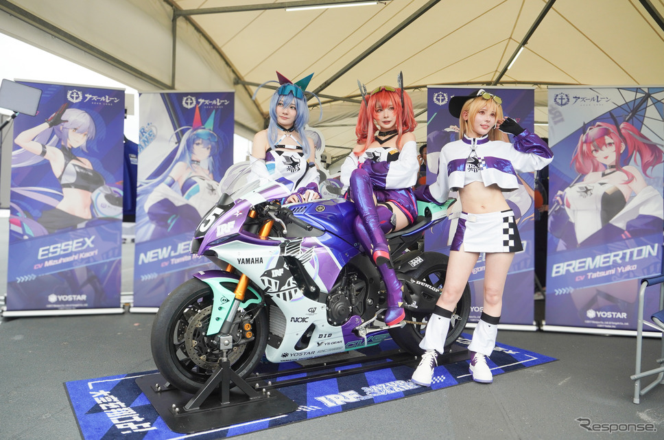 IRF with アズールレーンの参戦マシン「YZF-R1 ESSEX SP 2024Ver.」と3名のレースクイーン《写真撮影 宮崎壮人》