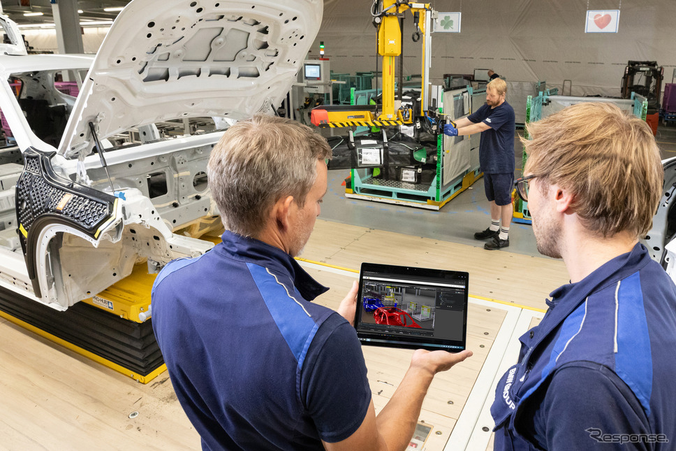 BMWグループが未来の工場を仮想体験できる3Dシミュレーションをドイツ・レーゲンスブルク工場に導入《photo by BMW》