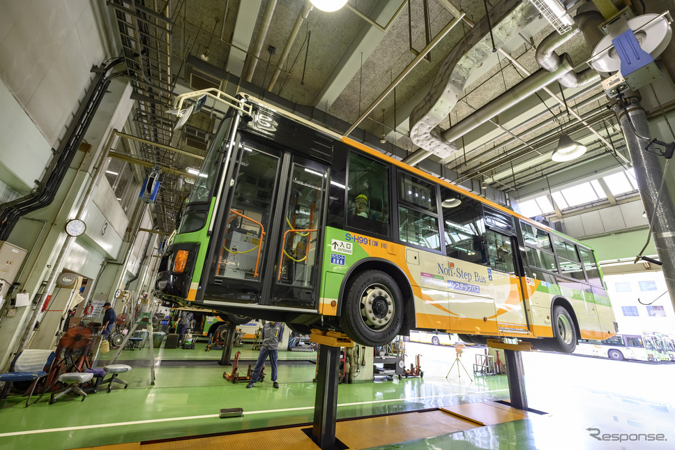 都営バス自動車工場《写真提供 はとバス》
