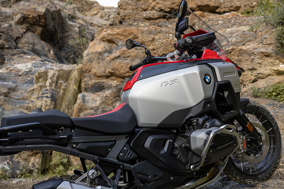 BMW R1300 GS Adventure 新型《photo by BMW》