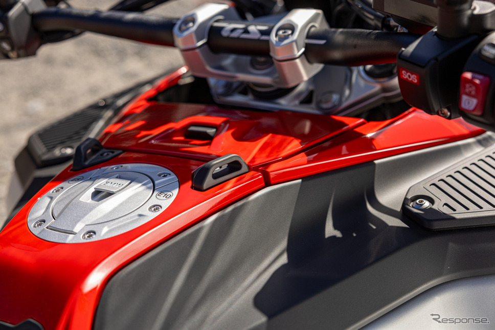 BMW R1300 GS Adventure 新型《photo by BMW》