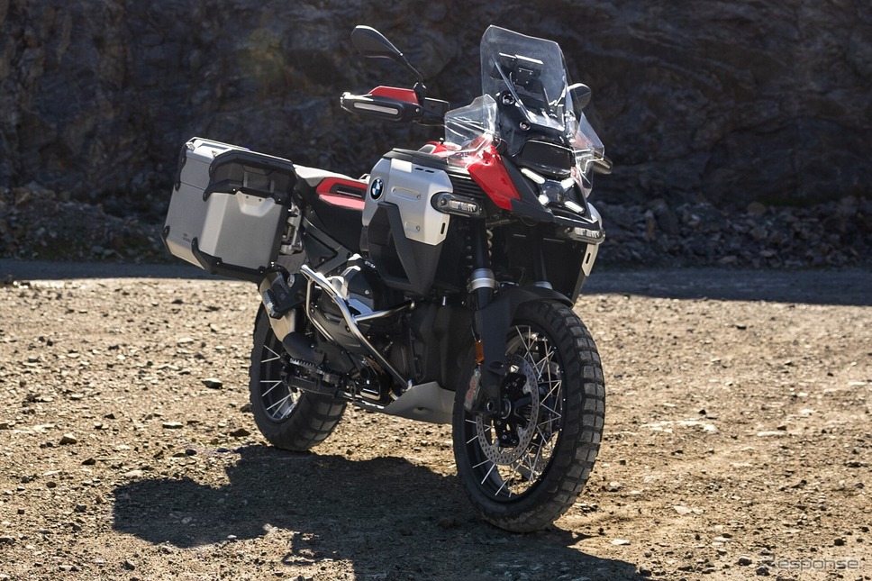 BMW R1300 GS Adventure 新型《photo by BMW》