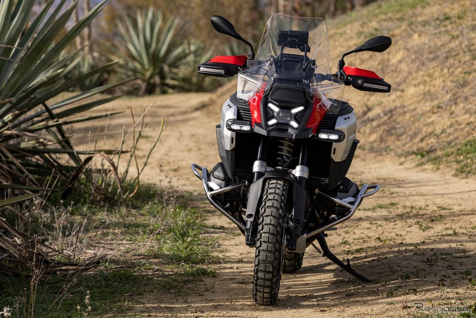 BMW R1300 GS Adventure 新型《photo by BMW》