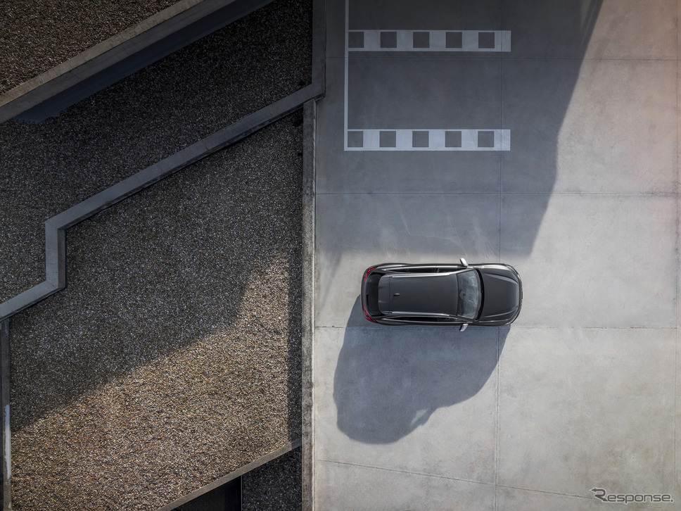 アウディ S5 アバント《photo by: Audi》