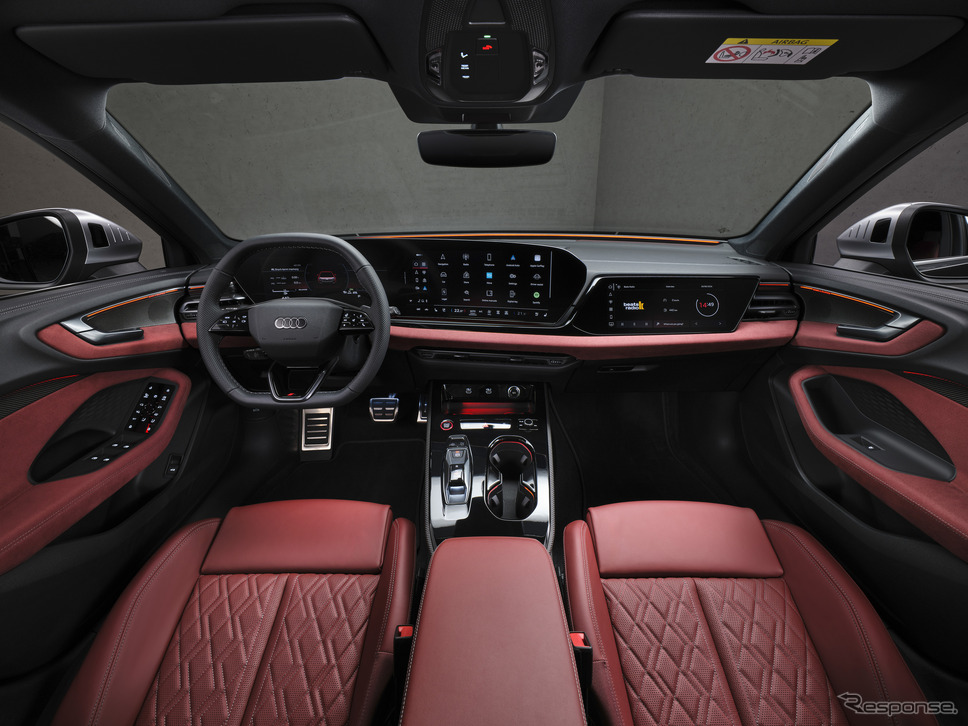 アウディ S5 アバント《photo by: Audi》
