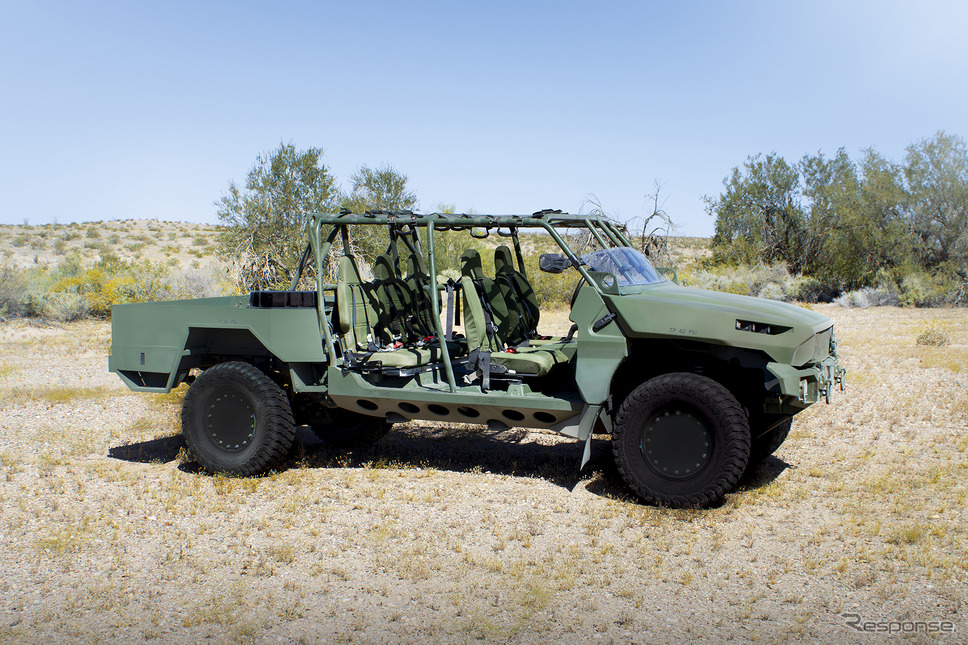 シボレーのピックアップトラックベースのGMの軽戦術車両《photo by GM》