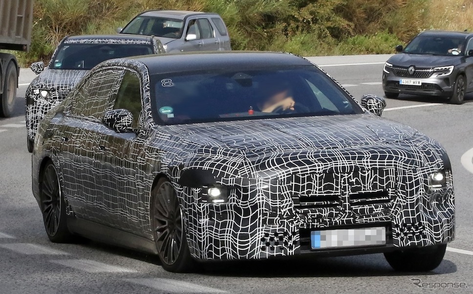 BMW 7シリーズ 改良新型のプロトタイプ《APOLLO NEWS SERVICE》