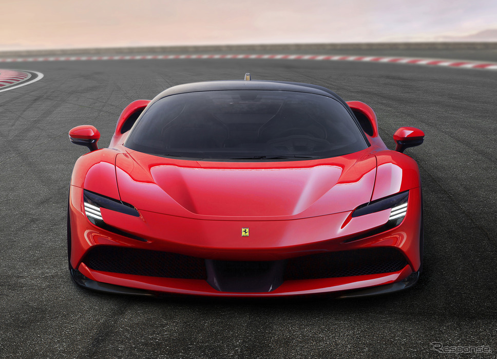 フェラーリ SF90 ストラダーレ《photo by Ferrari》