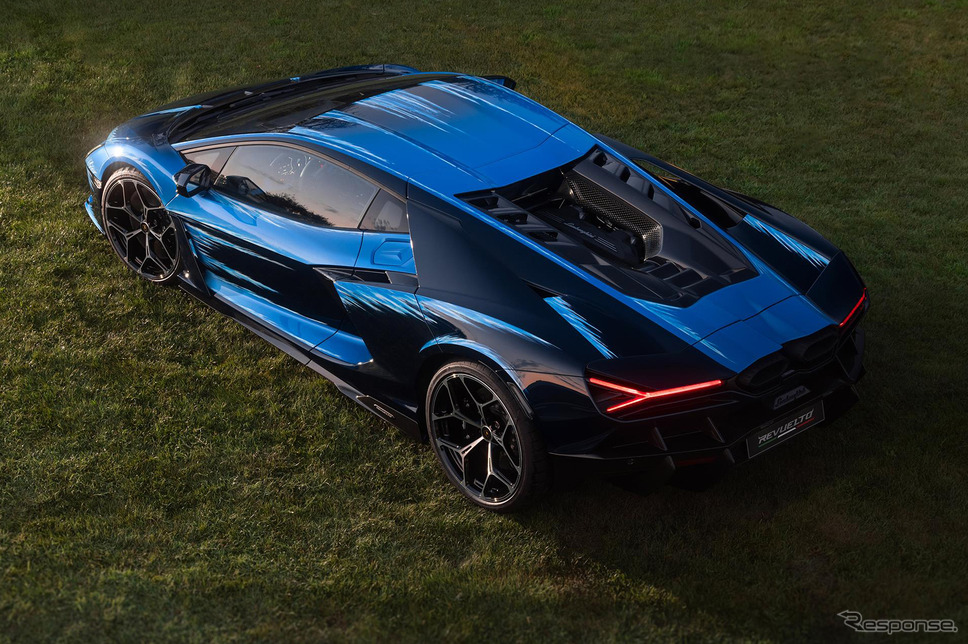 ランボルギーニ・レヴエルトの「オペラ・ウニカ」《photo by lamborghini》