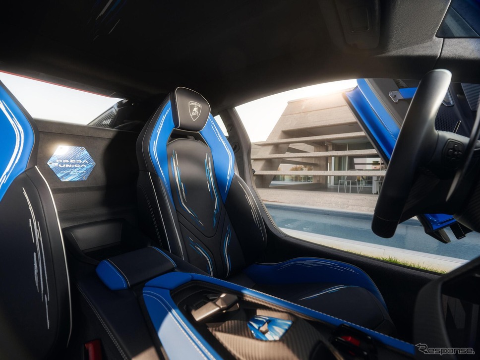ランボルギーニ・レヴエルトの「オペラ・ウニカ」《photo by lamborghini》