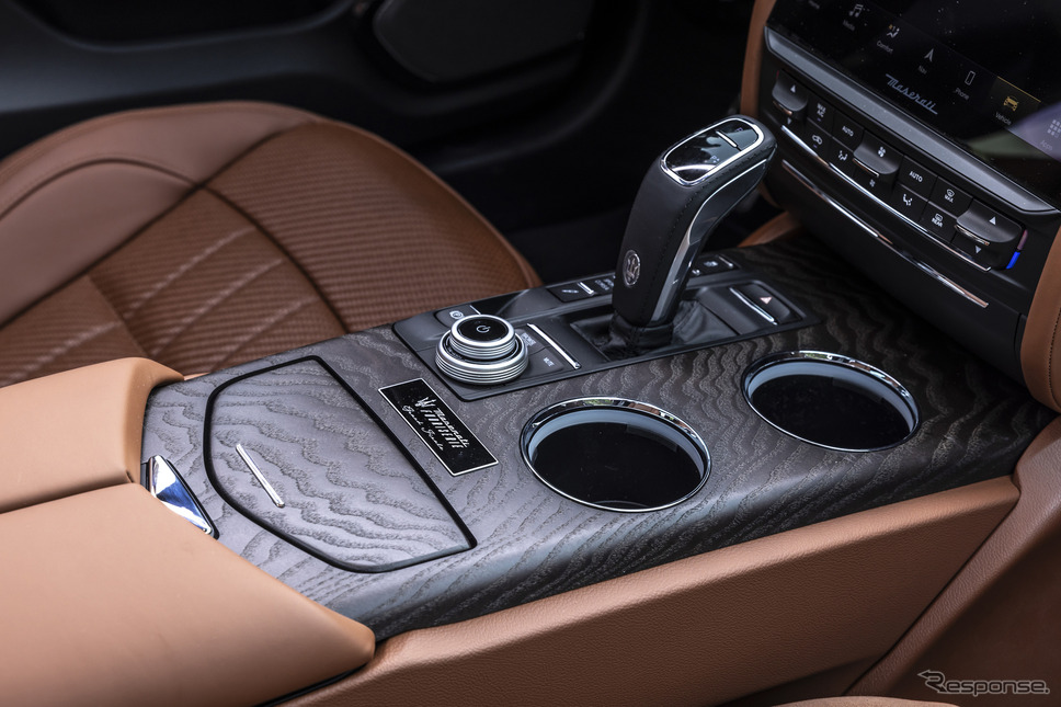 マセラティ・クアトロポルテ の「グランドフィナーレ」《photo by Maserati》