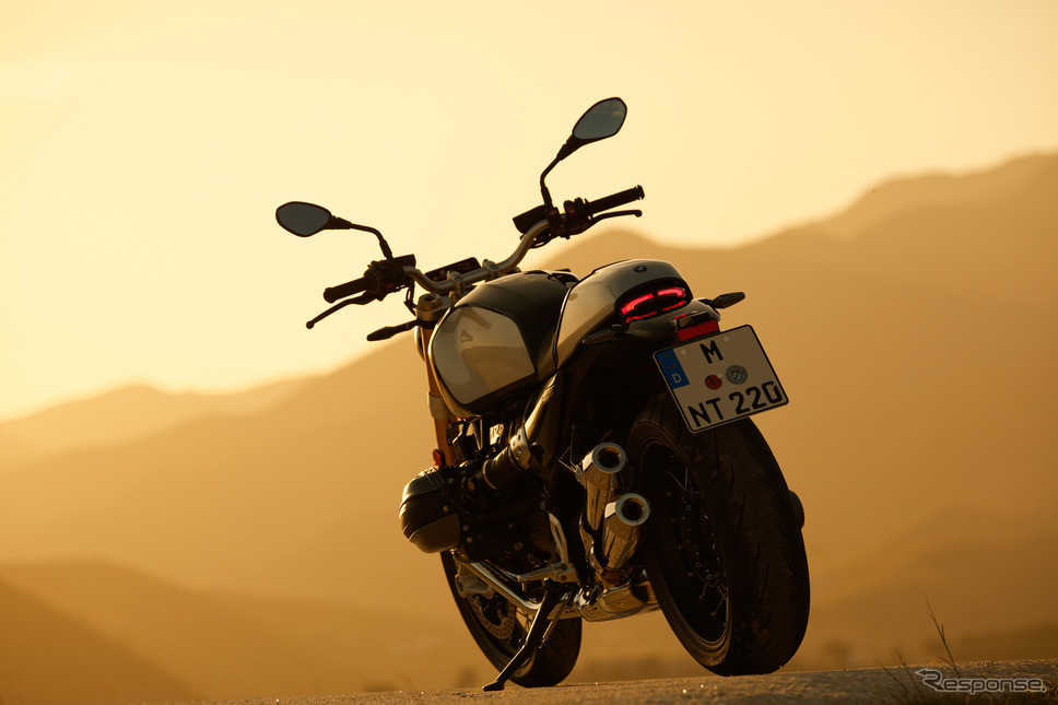 BMW R12 nine T《写真提供 BMW motorrad》