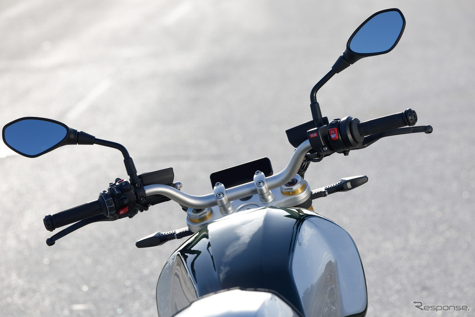 BMW R12 nine T《写真提供 BMW motorrad》
