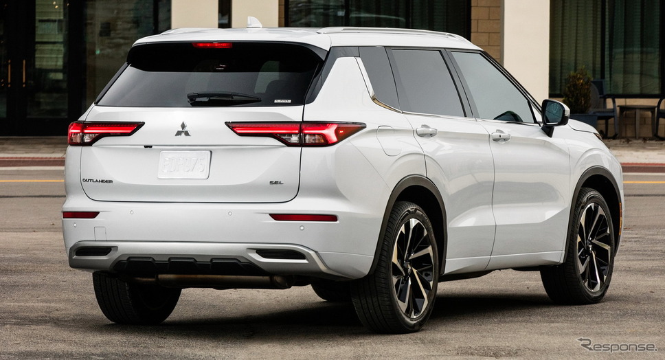 三菱 アウトランダー 現行型(参考)《photo by Mitsubishi Motors》