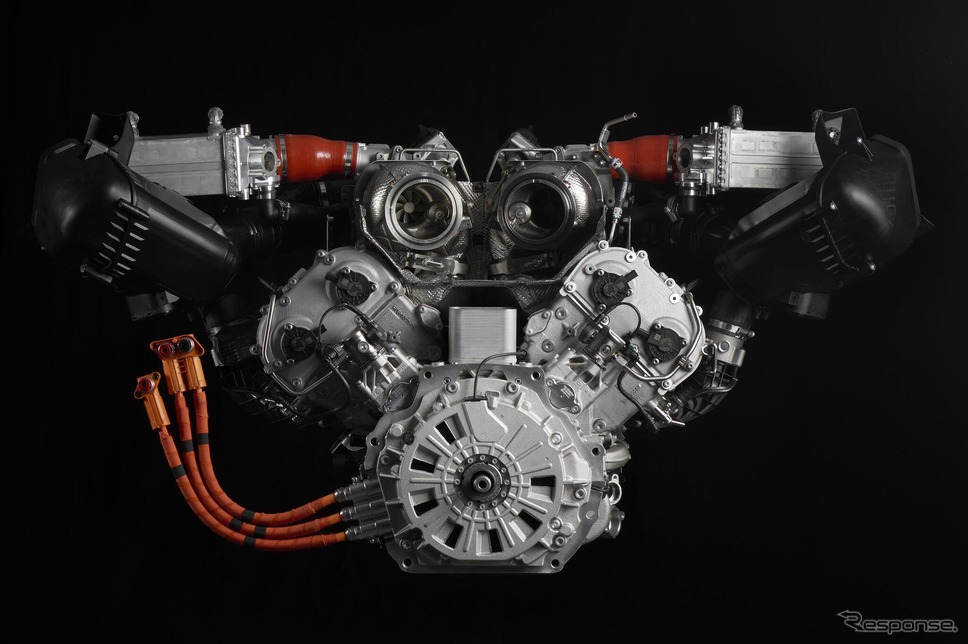 ランボルギーニの新型スーパーカーのV8ツインターボ《photo by Lamborghini》
