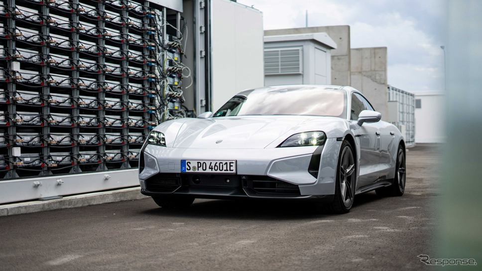 ポルシェがタイカンの使用済みバッテリー再利用して新エネルギー貯蔵システムを構築《photo by Porsche》