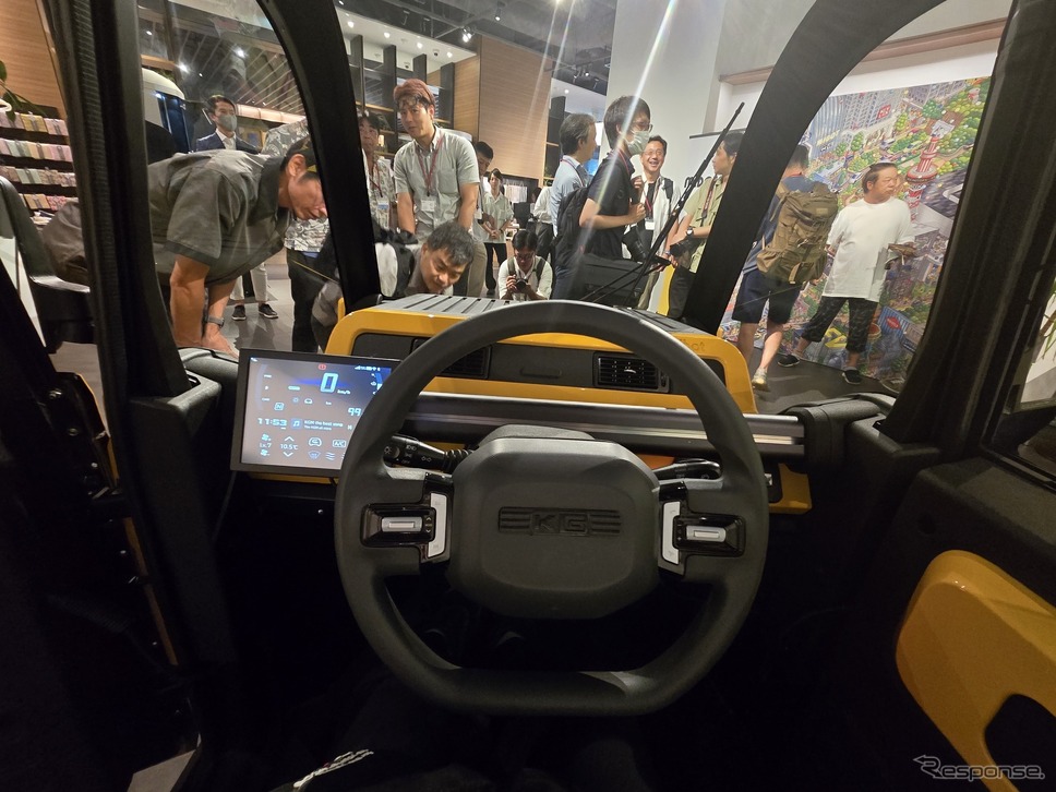 mibotの量産前試作車。2023年1月の東京オートサロンに展示されたモノより完成度がかなり上がっている。《写真撮影 根岸智幸》