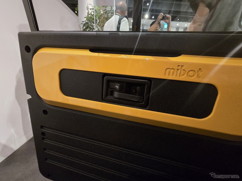 mibotの量産前試作車。2023年1月の東京オートサロンに展示されたモノより完成度がかなり上がっている。《写真撮影 根岸智幸》