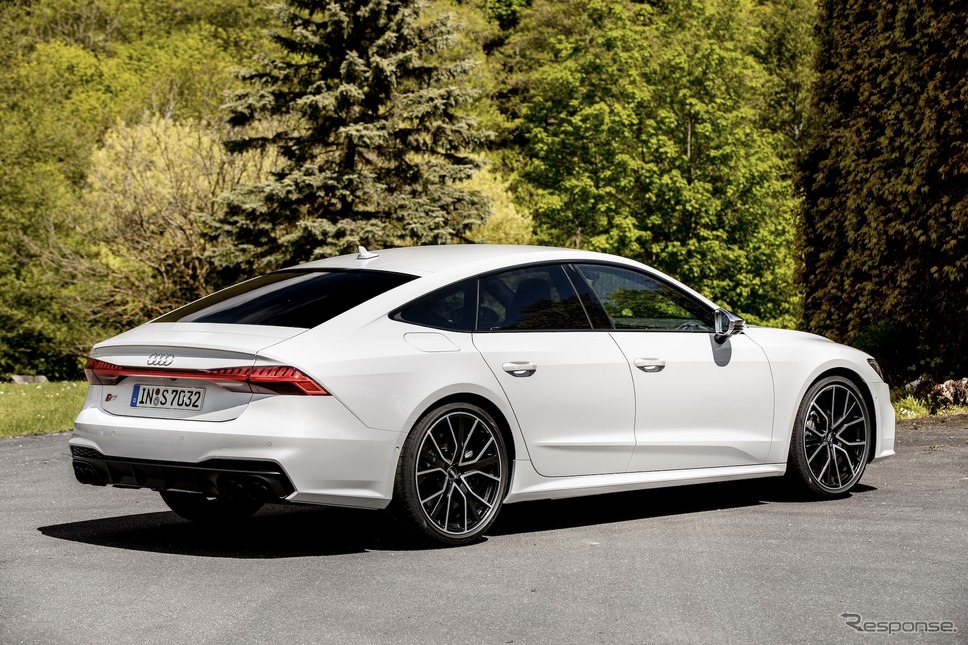 アウディ A7 現行《photo by Audi》