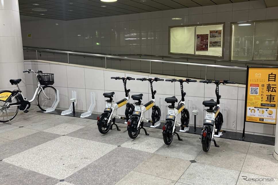 和歌山駅地下「わかちか広場」設置のステーション《写真提供 ユタカ交通》