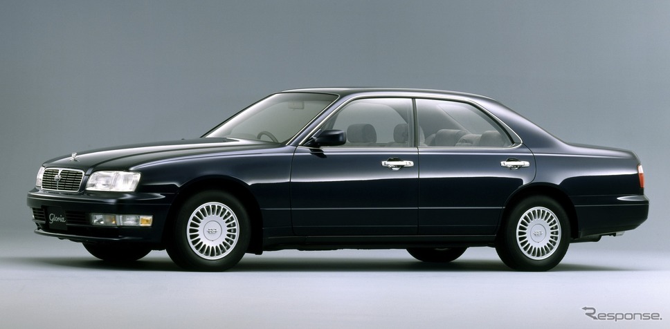 グロリア(1995年)《写真提供 日産自動車》