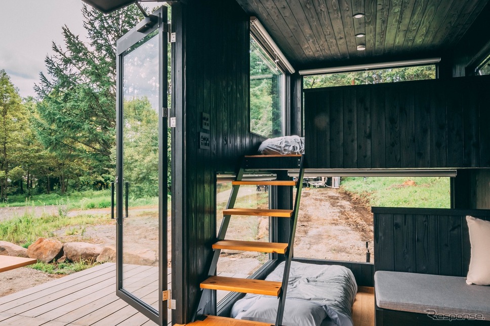 THE NATURE八ヶ岳「THE LOFT」《写真提供 Nomad Trailers》