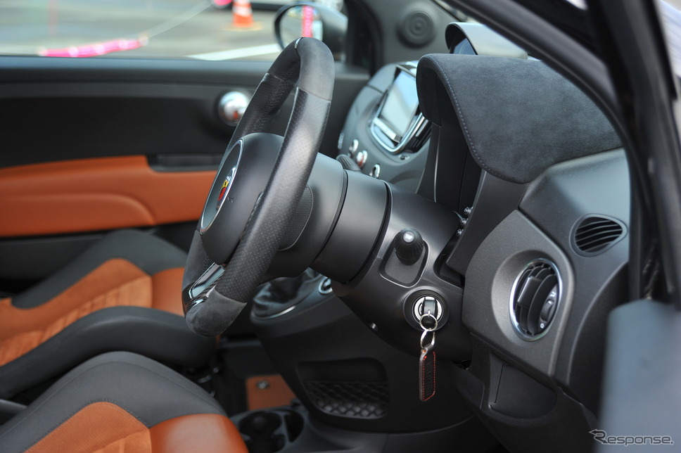 運転が楽になる! ドライビングポジションを調整する簡単な方法〜カスタムHOW TO〜