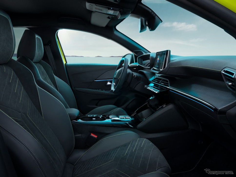 プジョー e-208 改良新型《photo by PEUGEOT》