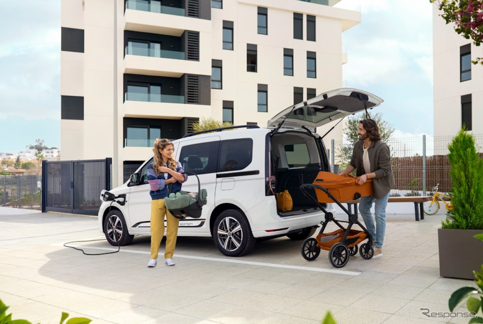 VWの小型ミニバン『キャディ』の欧州2025年モデルPHEV《photo by VW》