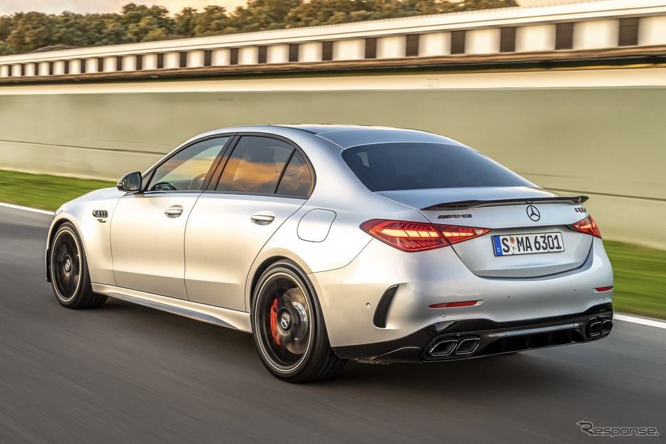 メルセデスAMG C63S Eパフォーマンス《photo by Mercedes-Benz》