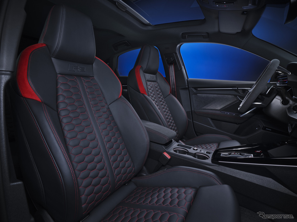 アウディ RS 3 新型《photo by Audi》