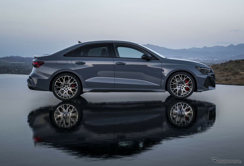 アウディ RS 3 セダン新型《photo by Audi》