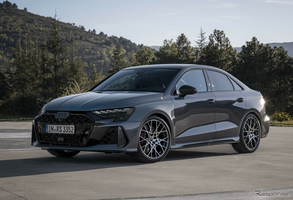 アウディ RS 3 セダン新型《photo by Audi》