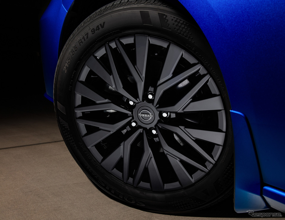 日産 アルティマ の2025年モデル《photo by Nissan》
