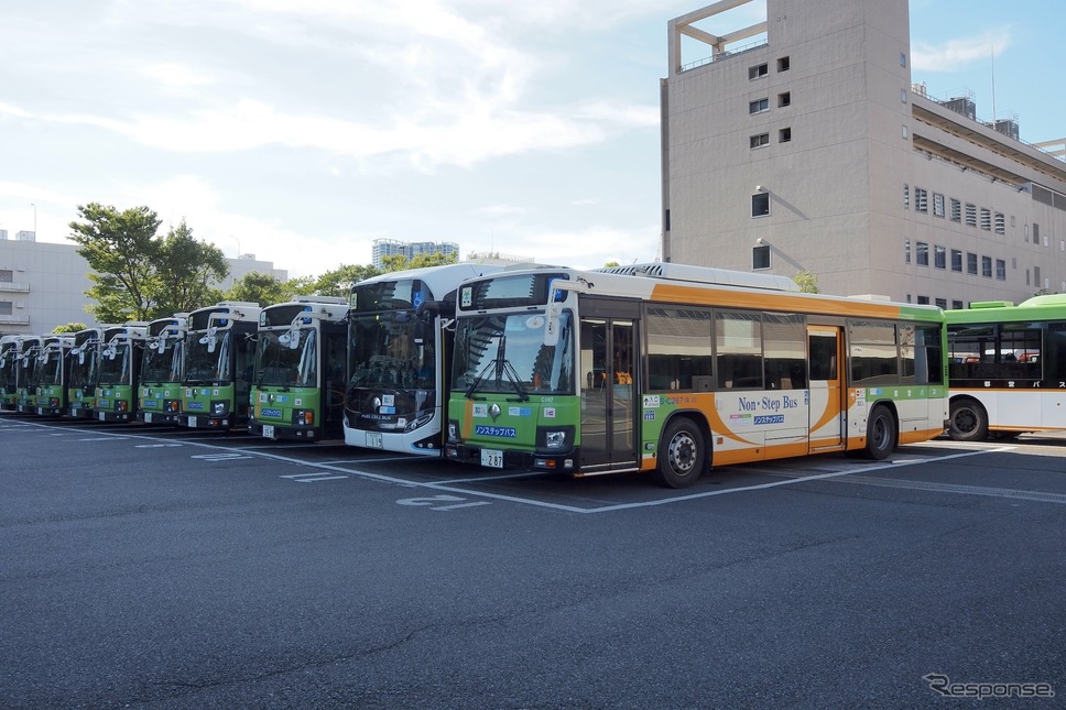 自動車工場は深川自動車営業所(深川車庫)と同じ敷地《写真撮影 高木啓》