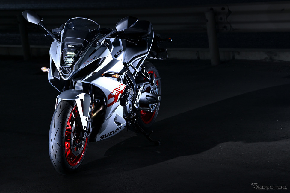 スズキ GSX-8R《写真撮影 真弓悟史》