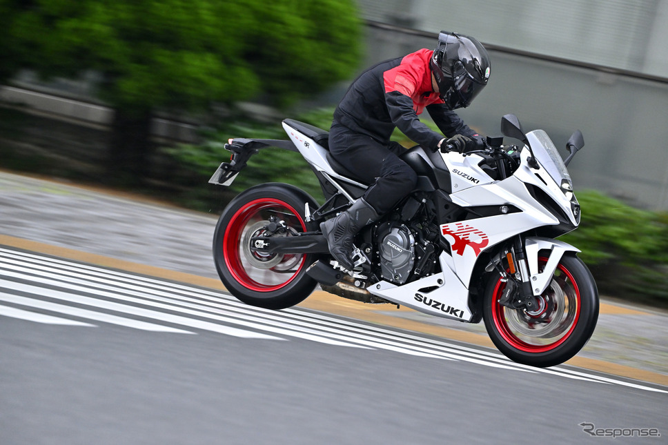 スズキ GSX-8R《写真撮影 真弓悟史》