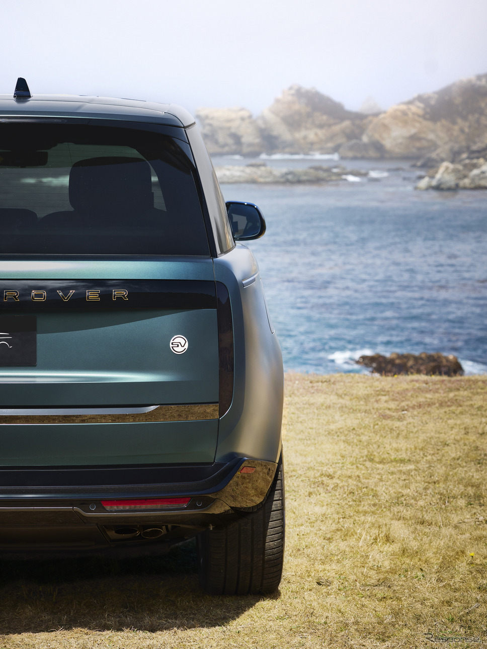レンジローバーの「SVカーメル・エディション」《photo by RANGE ROVER》