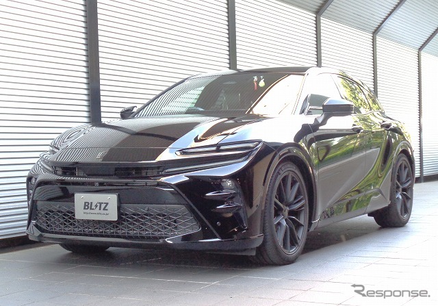 DAMPER ZZ-R［92633］トヨタ・クラウンスポーツ装着例（フロント：40mmダウン / リア：42mmダウン）《画像提供 BLITZ》